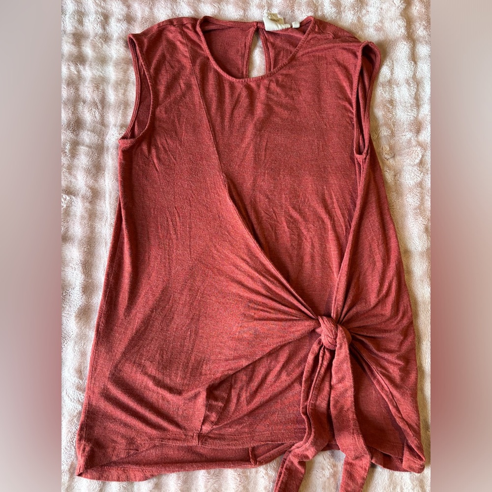 Vanessa Virginia Knotted Tank with Keyhole